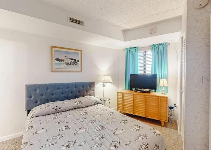 Delightful Well-equipped Beachfront With Balcony Views Pools & Gym * Ocean City